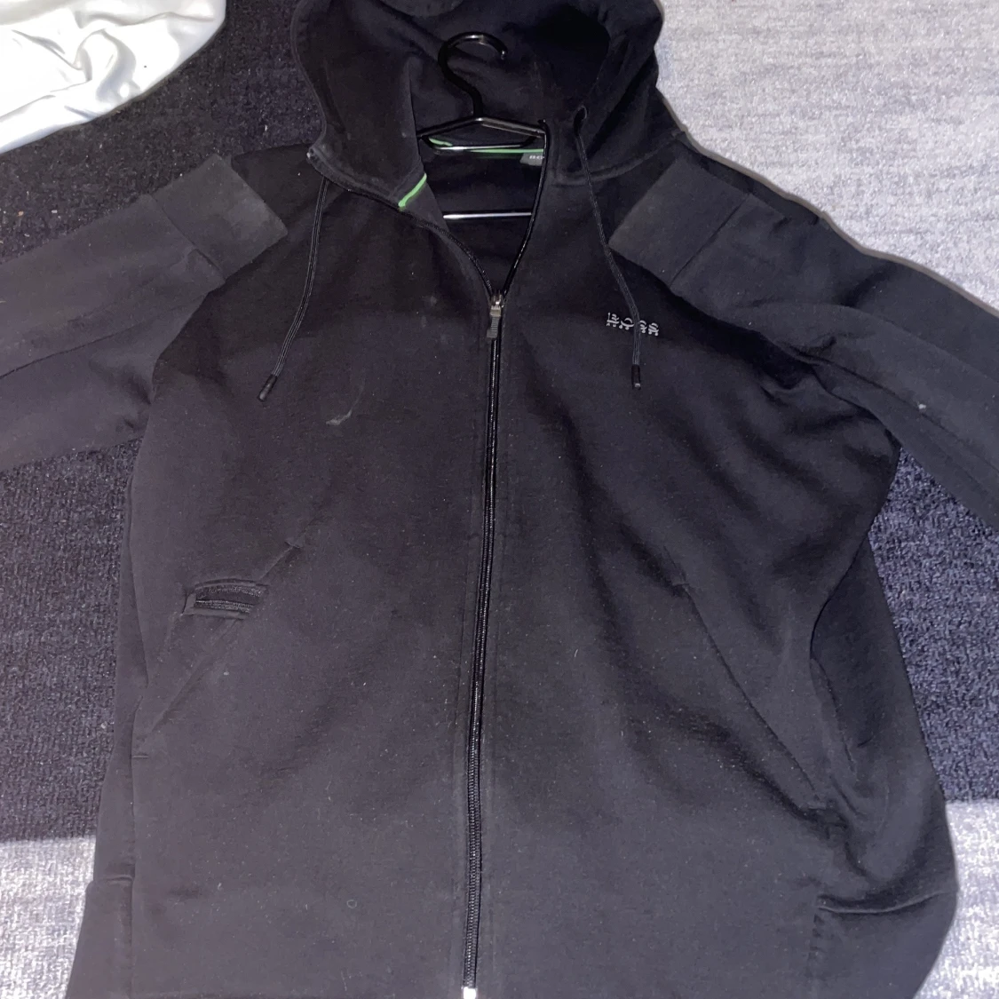 Svart hoodie från Hugo Boss