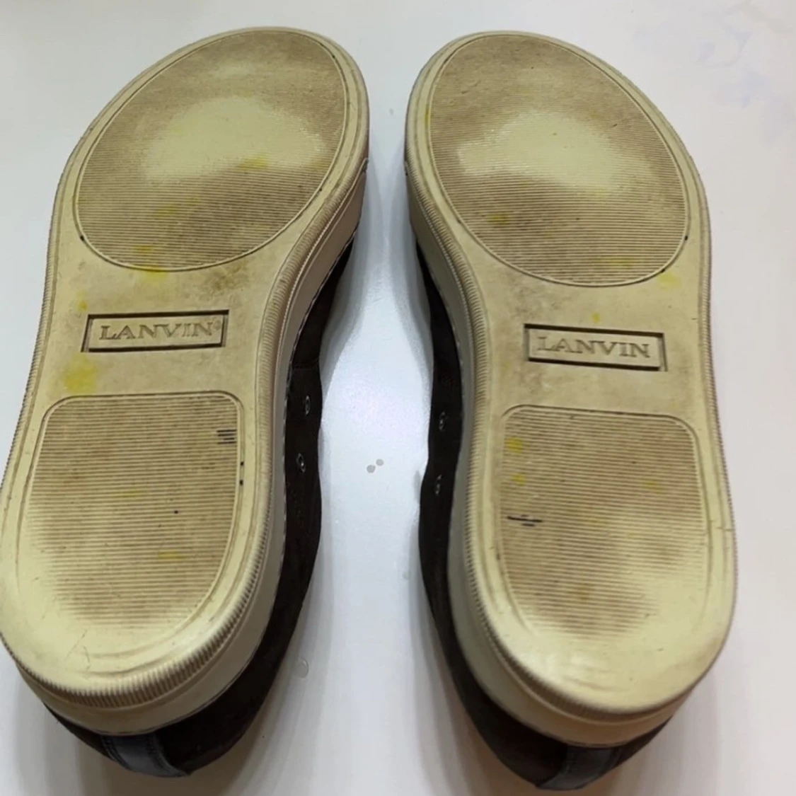 Lanvin sneakers i mocka och lack - 1