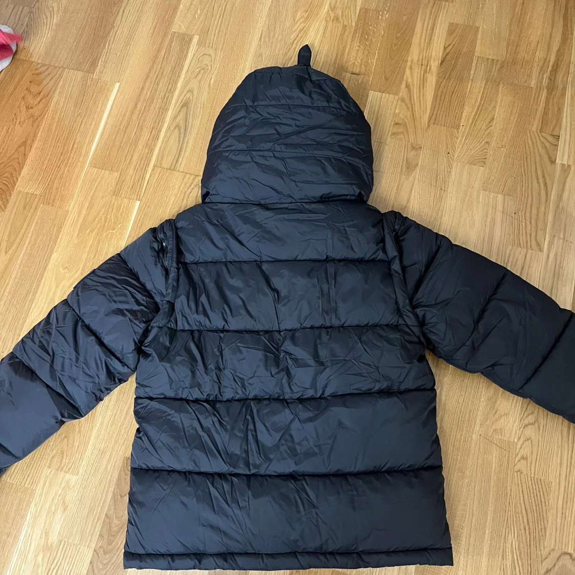 Svart pufferjacka från Burberry - 1