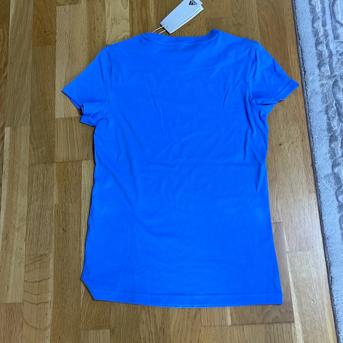 Blå Adidas t-shirt med logga - 3