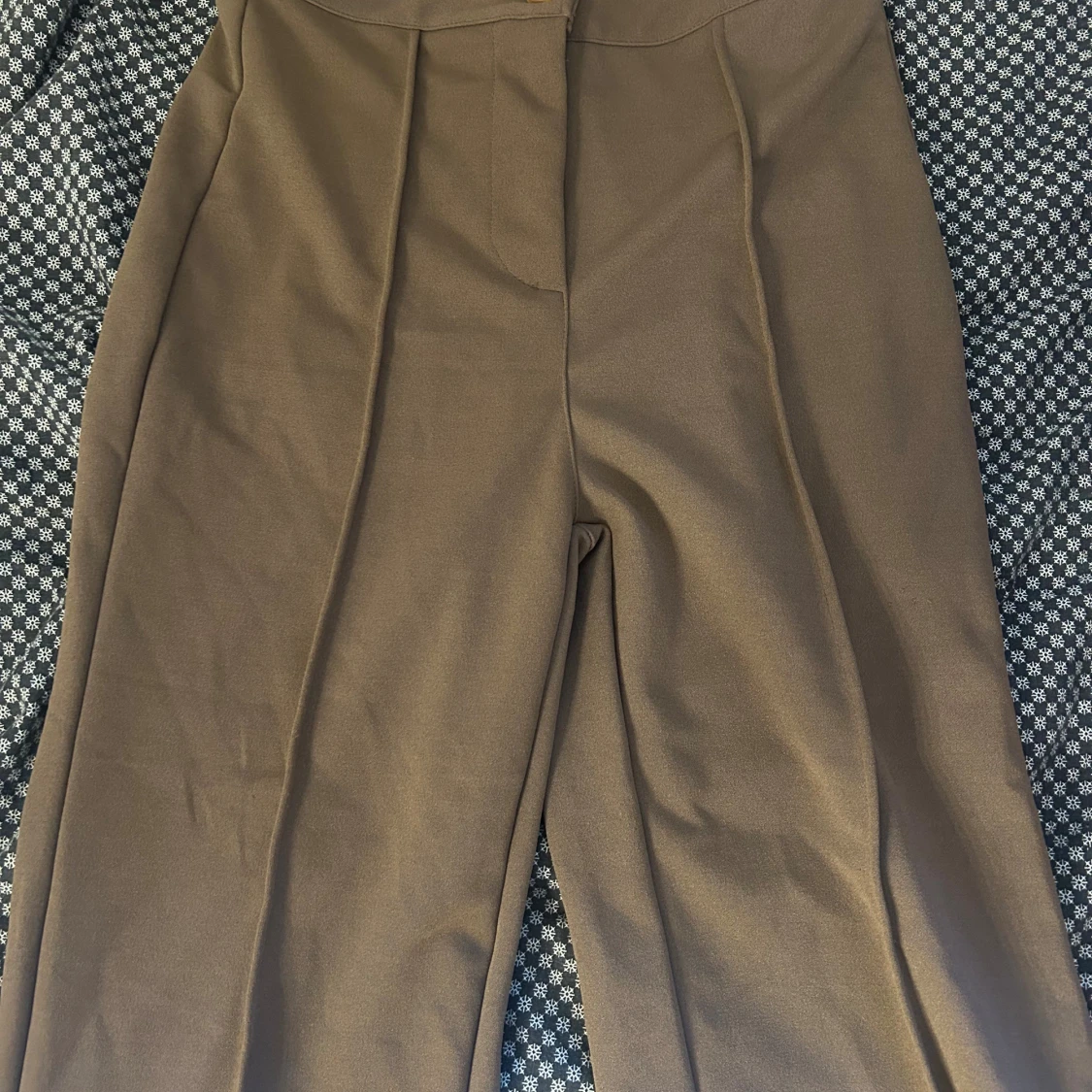 Bruna kostymbyxor från Shein XS