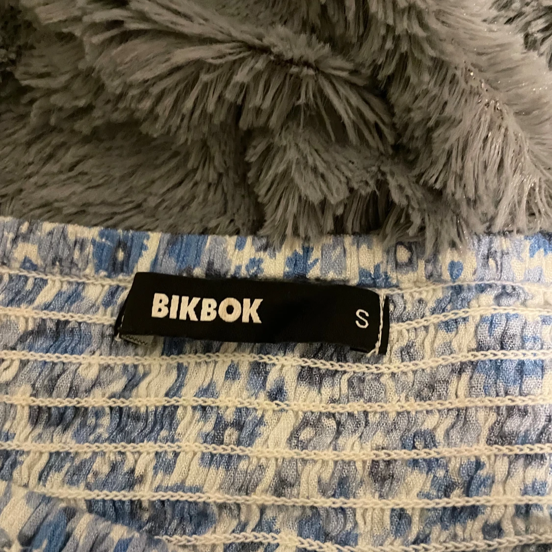 Blommig volangkjol  - 1