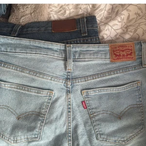 Lågmidjade levis jeans  - Lågmidjade nya levis jeans, köpa för 1000kr