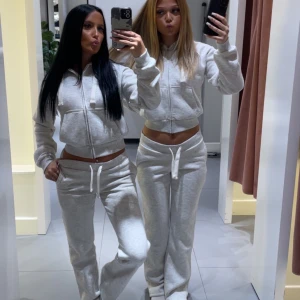 Mjukis set  - Jättefint set från gina tricot från young avdelningen i strl xxs! 