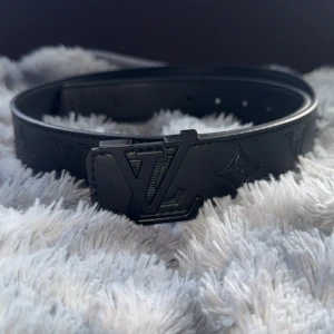 Iv bälte - Helt nytt bälte utan användning. Hör av er vid frågor