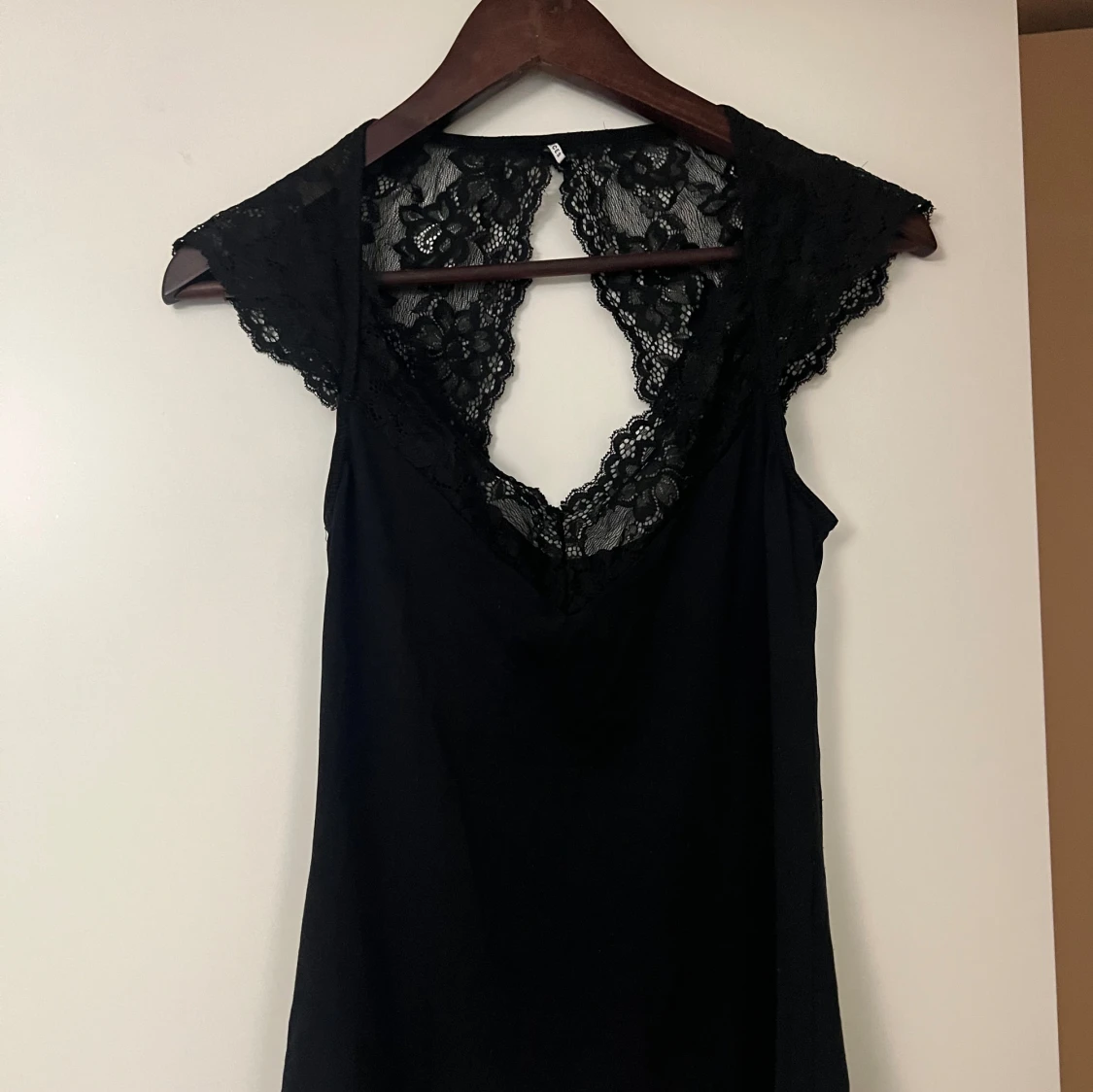 Musta pitsi paita - 2