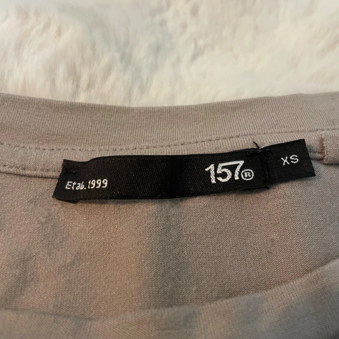 Beige långärmad tröja från 157 - 1