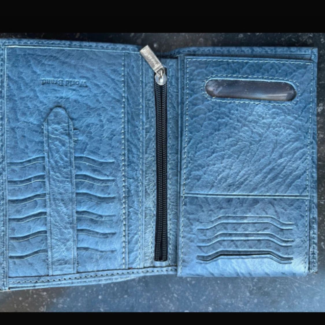 Blå läder plånbok från Maral