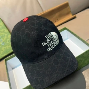 The North Face Gucci Svart Keps - No size helt ny allt som är med i bilden ingår.