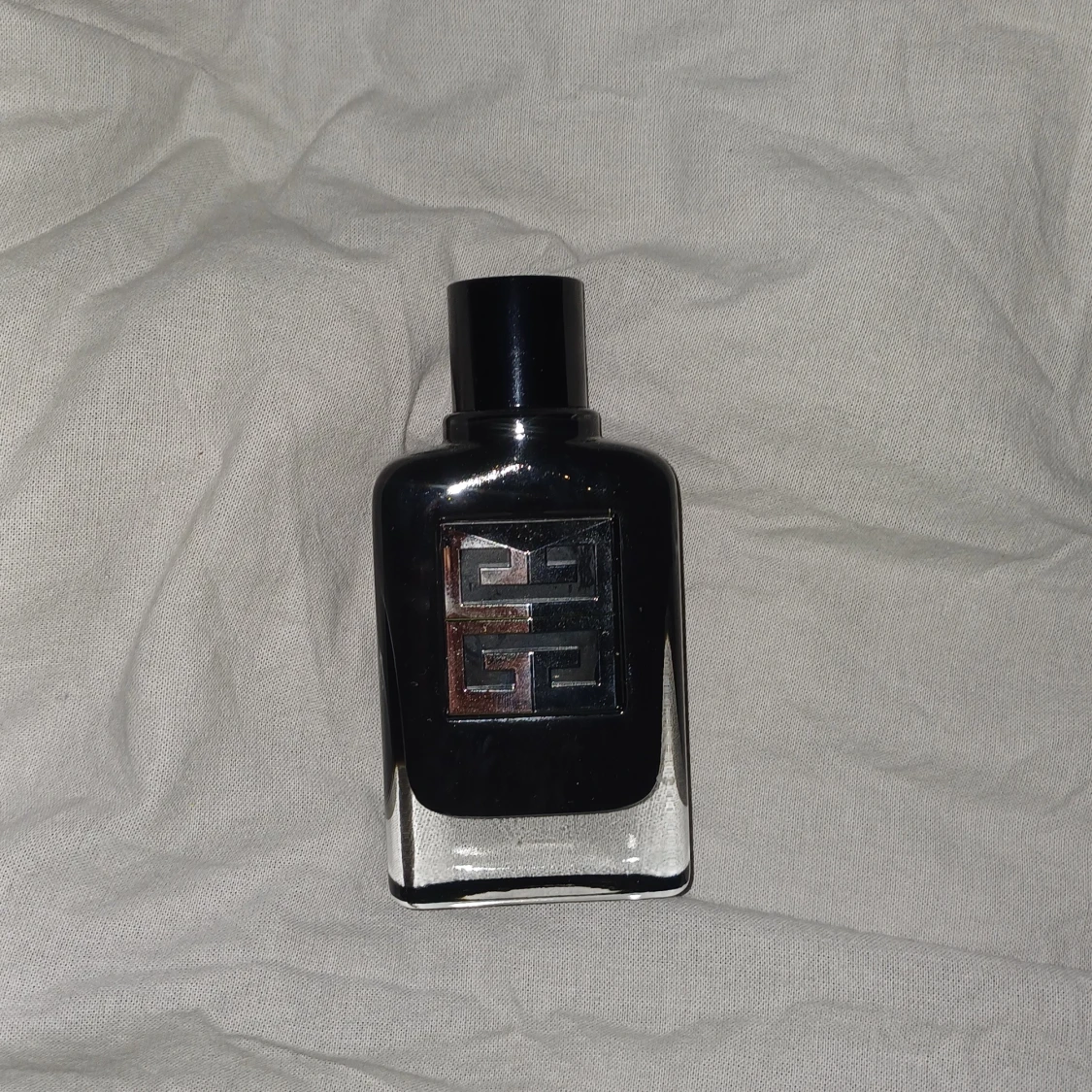 Stilren Givenchy parfymflaska