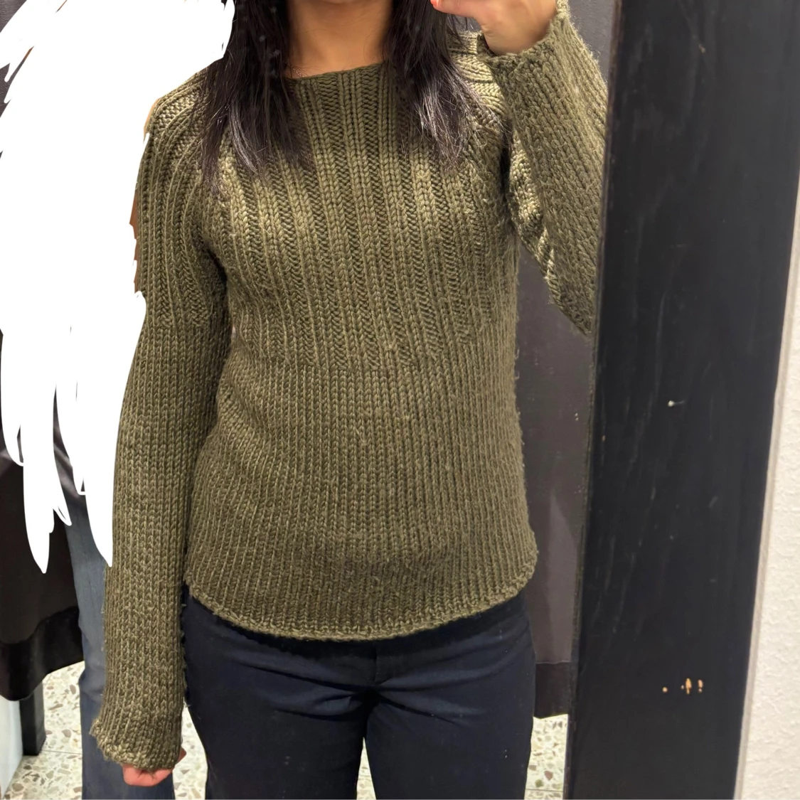 Olivgrön ribbstickad tröja