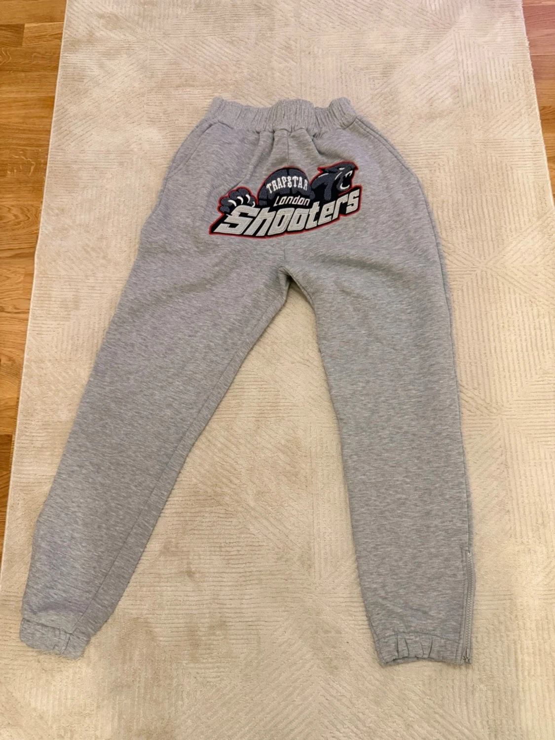 Grå mjukisbyxor Trapstar London