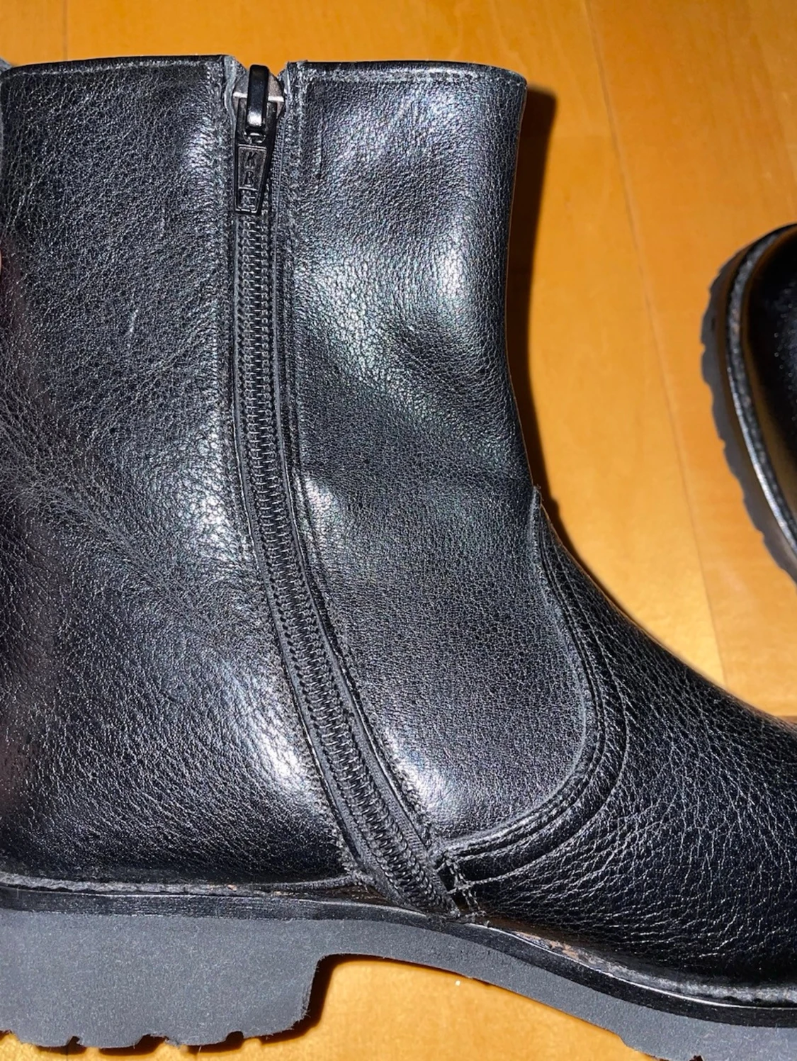 Svarta läderkängor med dragkedja - 2