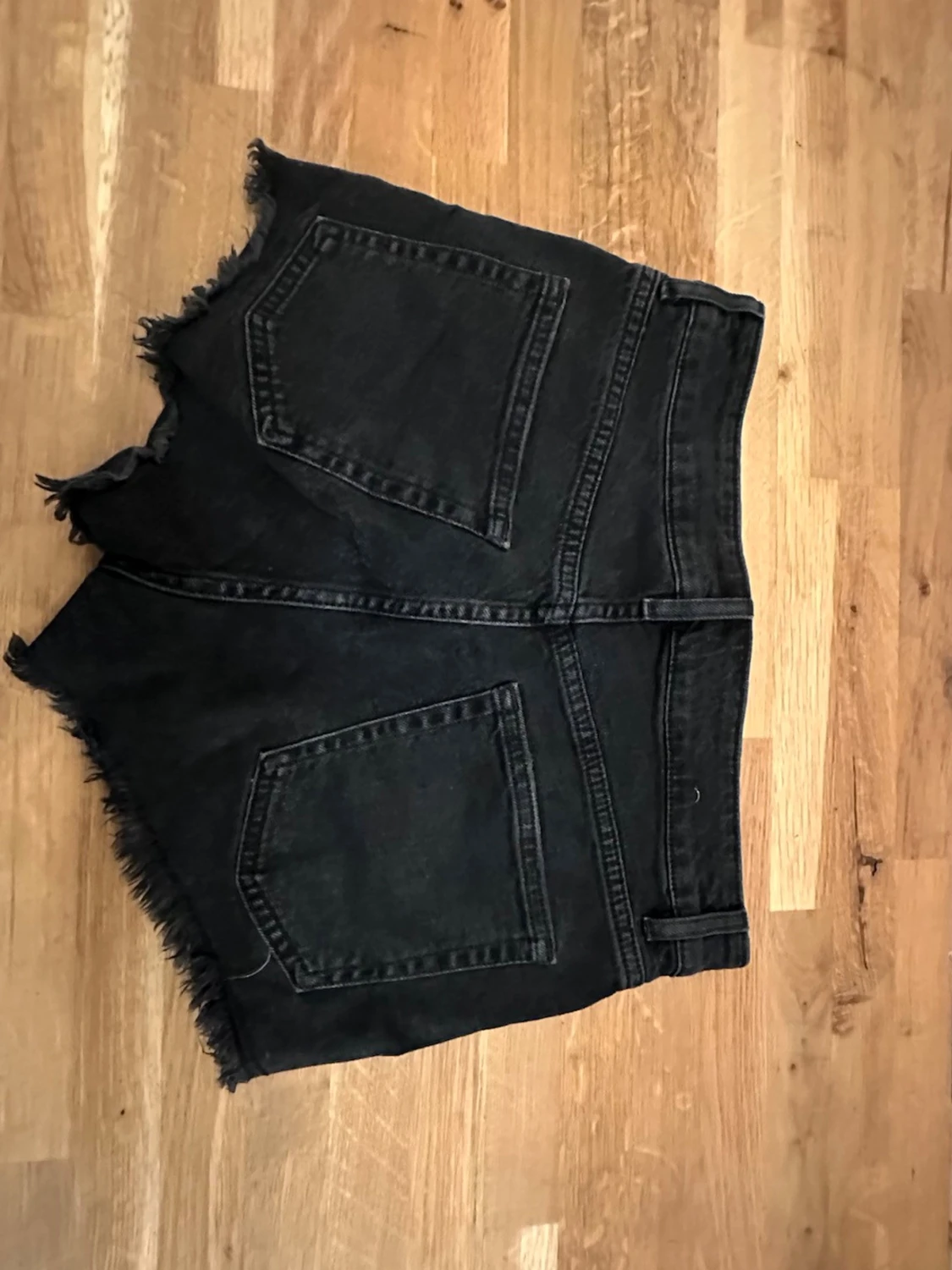 Svarta jeansshorts  - 1