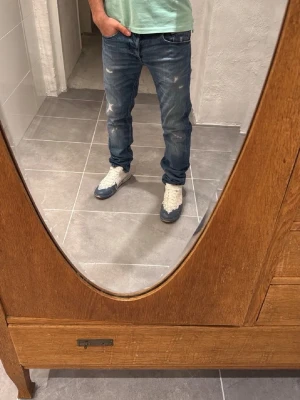 Replay jeans  - Ett par snygga byxor från Replay i storlek W30 L34 i modellen Grover 