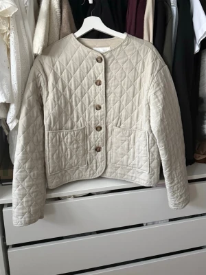 Jacka - Jacka från Zara i storlek xs! Perfekt skick