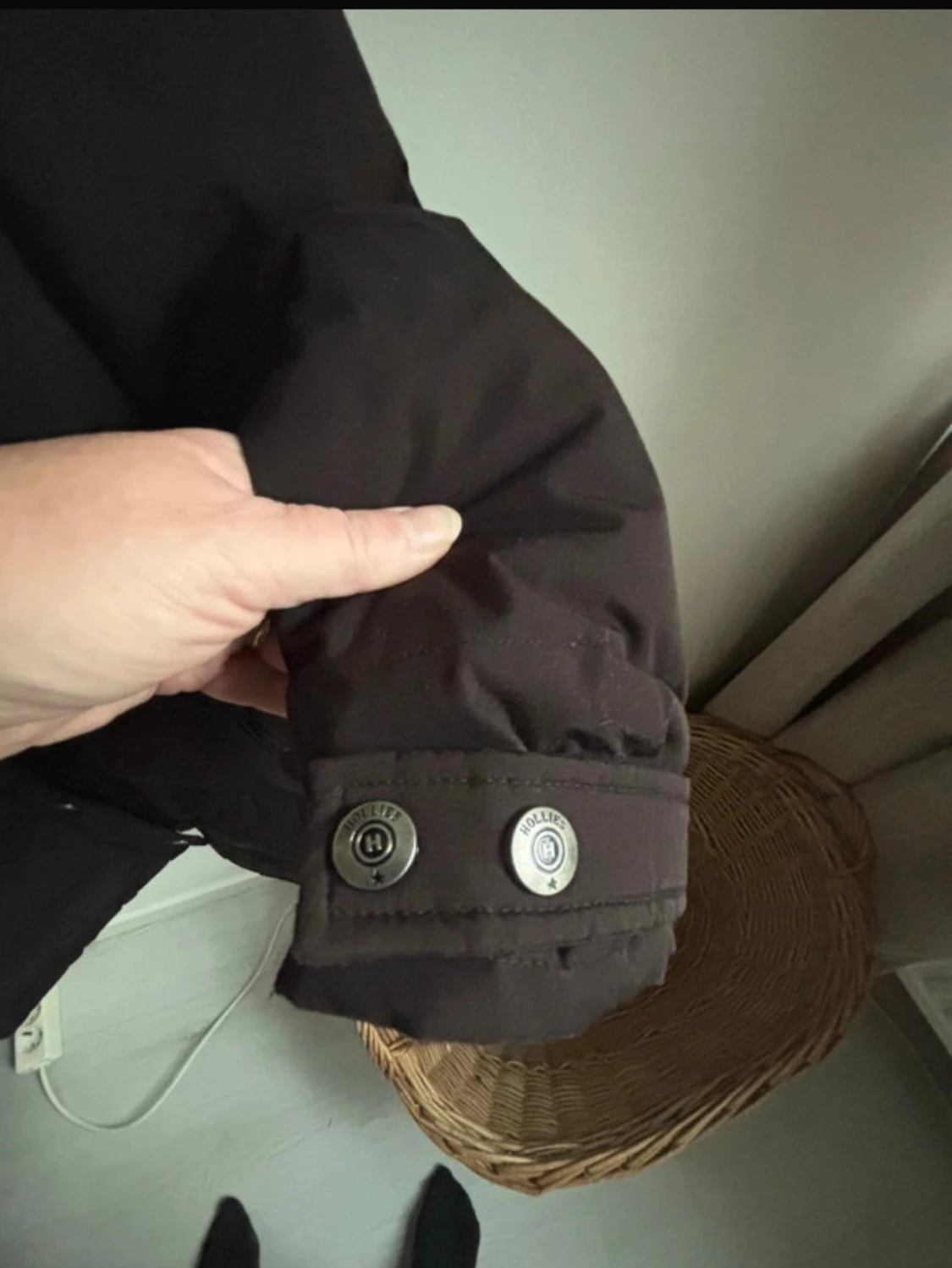 Svart lång dunjacka från Hollies - 2