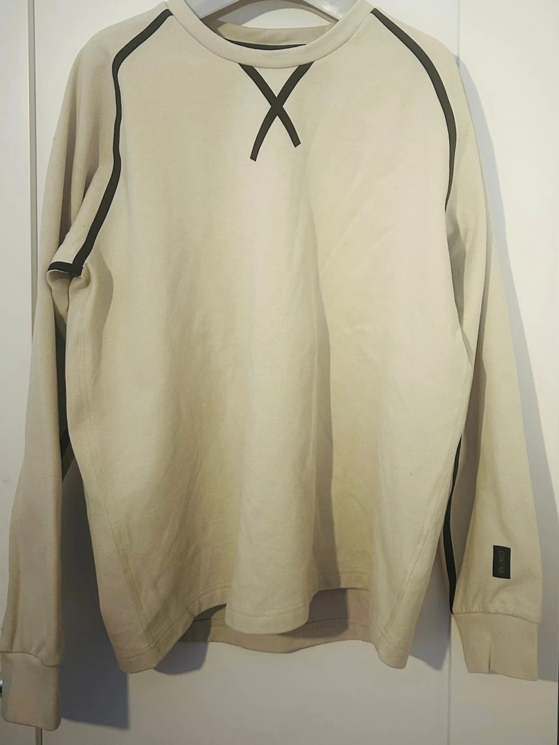 Beige långärmad tröja