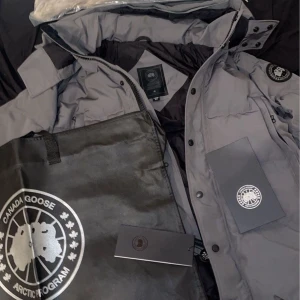 Vinterjacka  - Canada goose jacka .