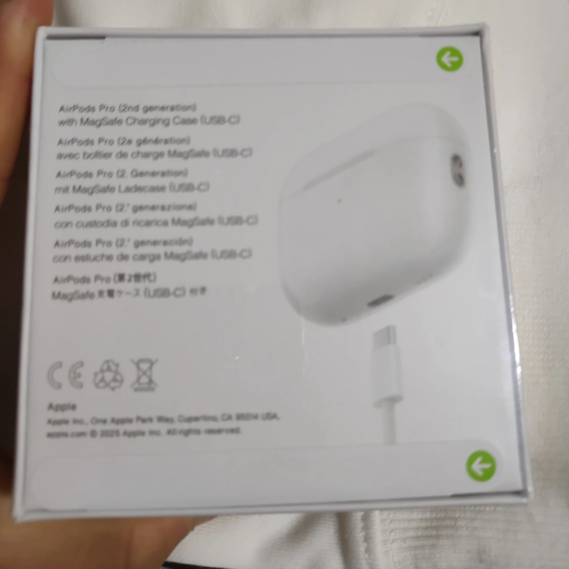 AirPods Pro (2nd generation) with MagSafe Charging Case (USB-C) - 2