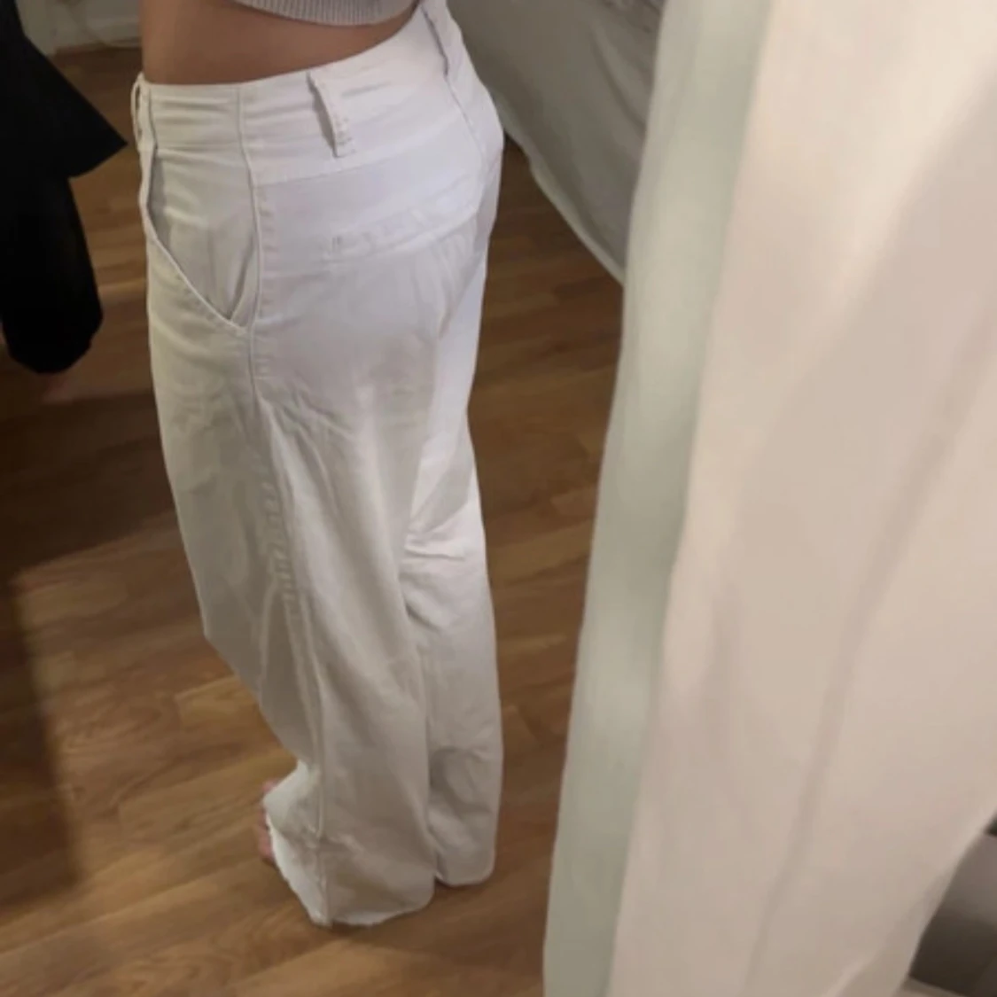 Vita wide byxor med låg midja - 1