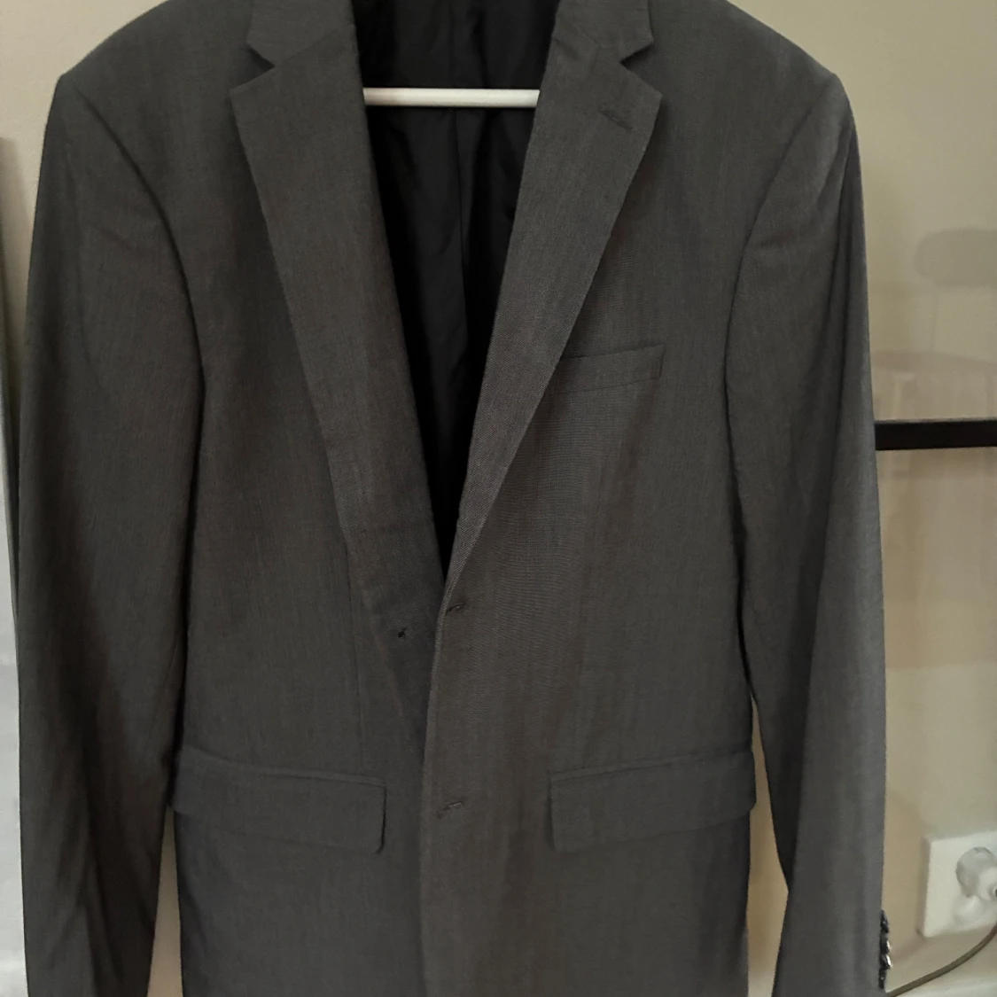 Mörkgrå kavaj HM stl 52 Ny