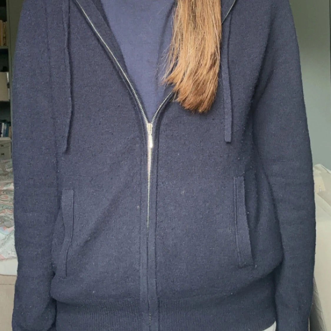 Mörkblå soft goat zip