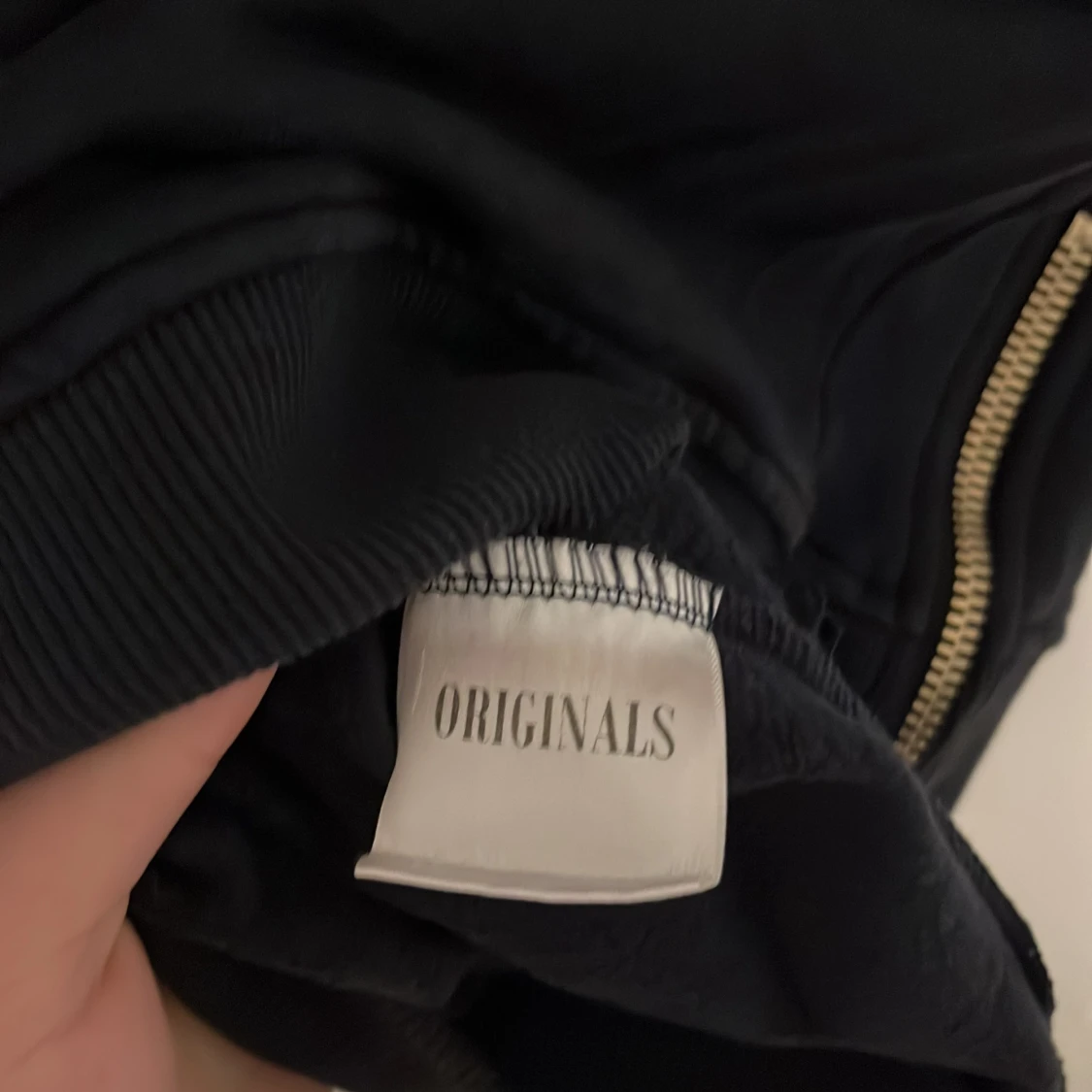 Svart sweatshirt med guldtryck Originals - 2