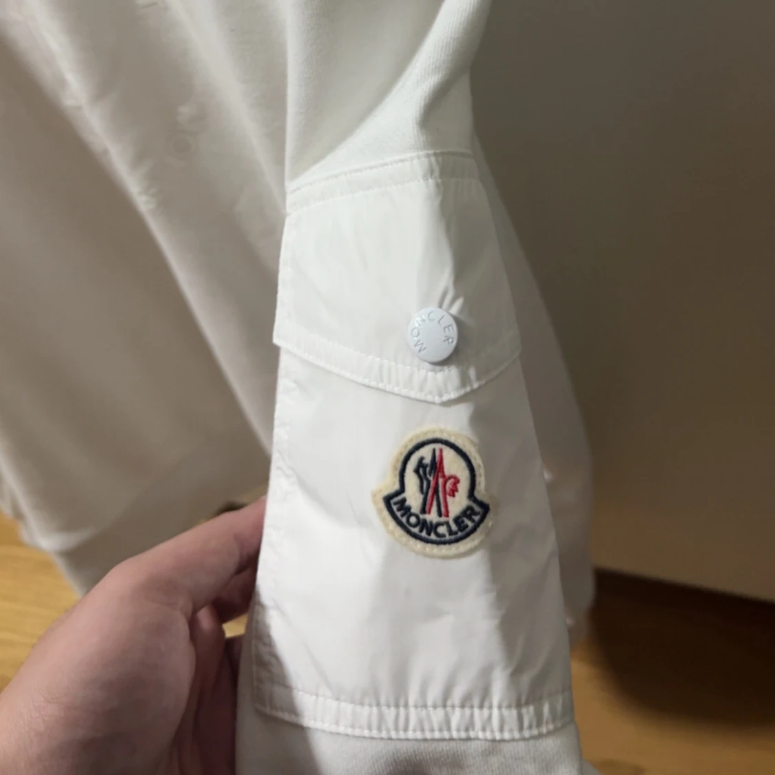 Vit långärmad tröja från Moncler - 1
