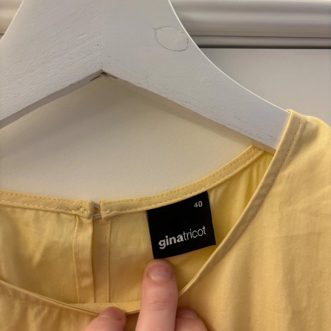 Ljusgul långklänning från Gina Tricot - 2