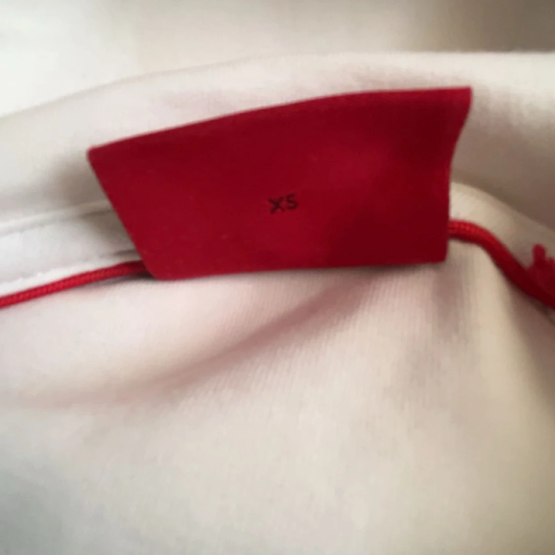 Vit hoodie från HUGO med logga - 3