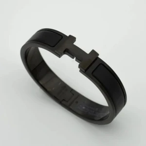 H ARMBAND - H ARMBAND 