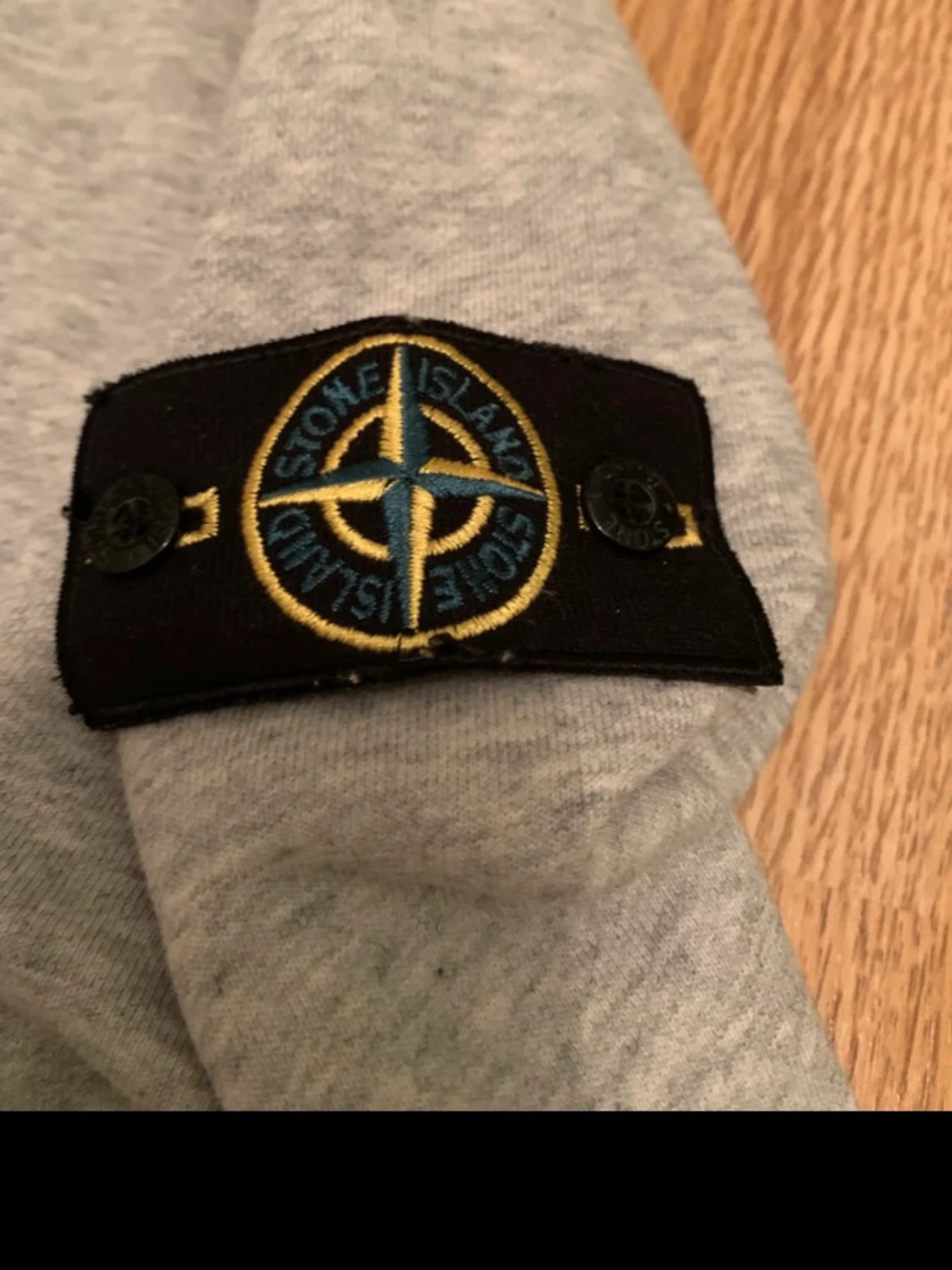 Grå sweatshirt från Stone Island - 3