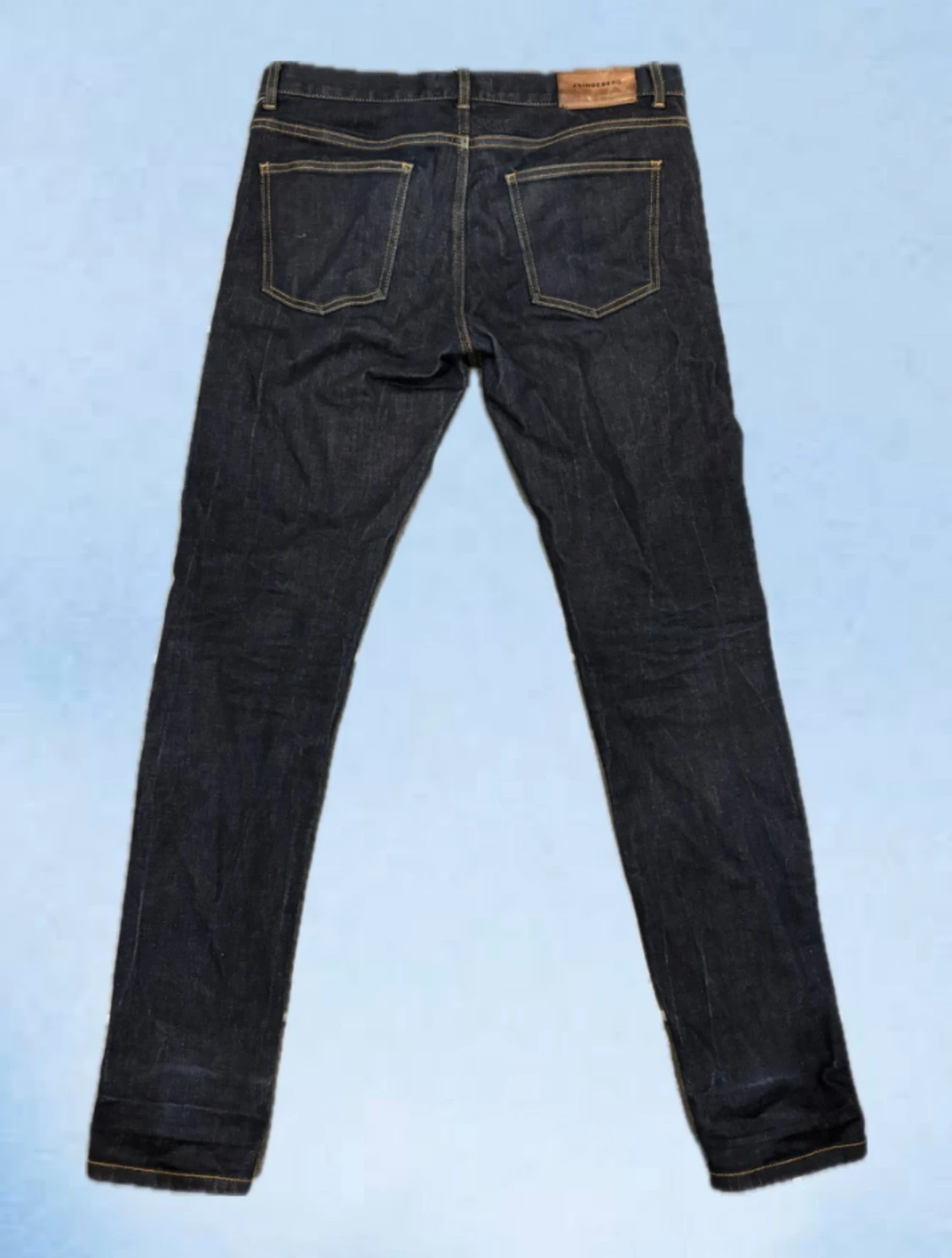 Mörkblå jeans från J.Lindeberg