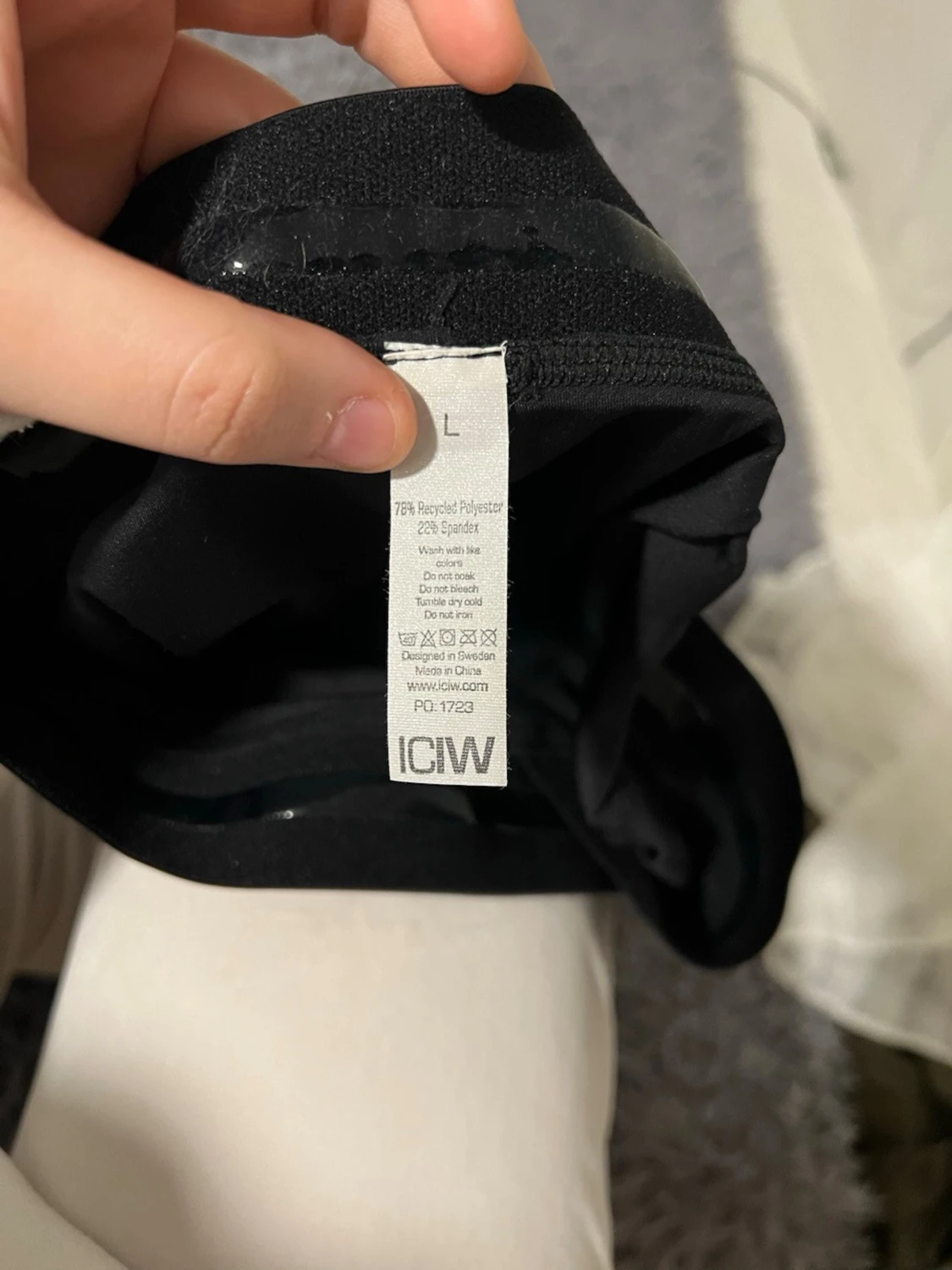 Svarta Ultimate Training V-Shape Tights från ICANIWILL - 3