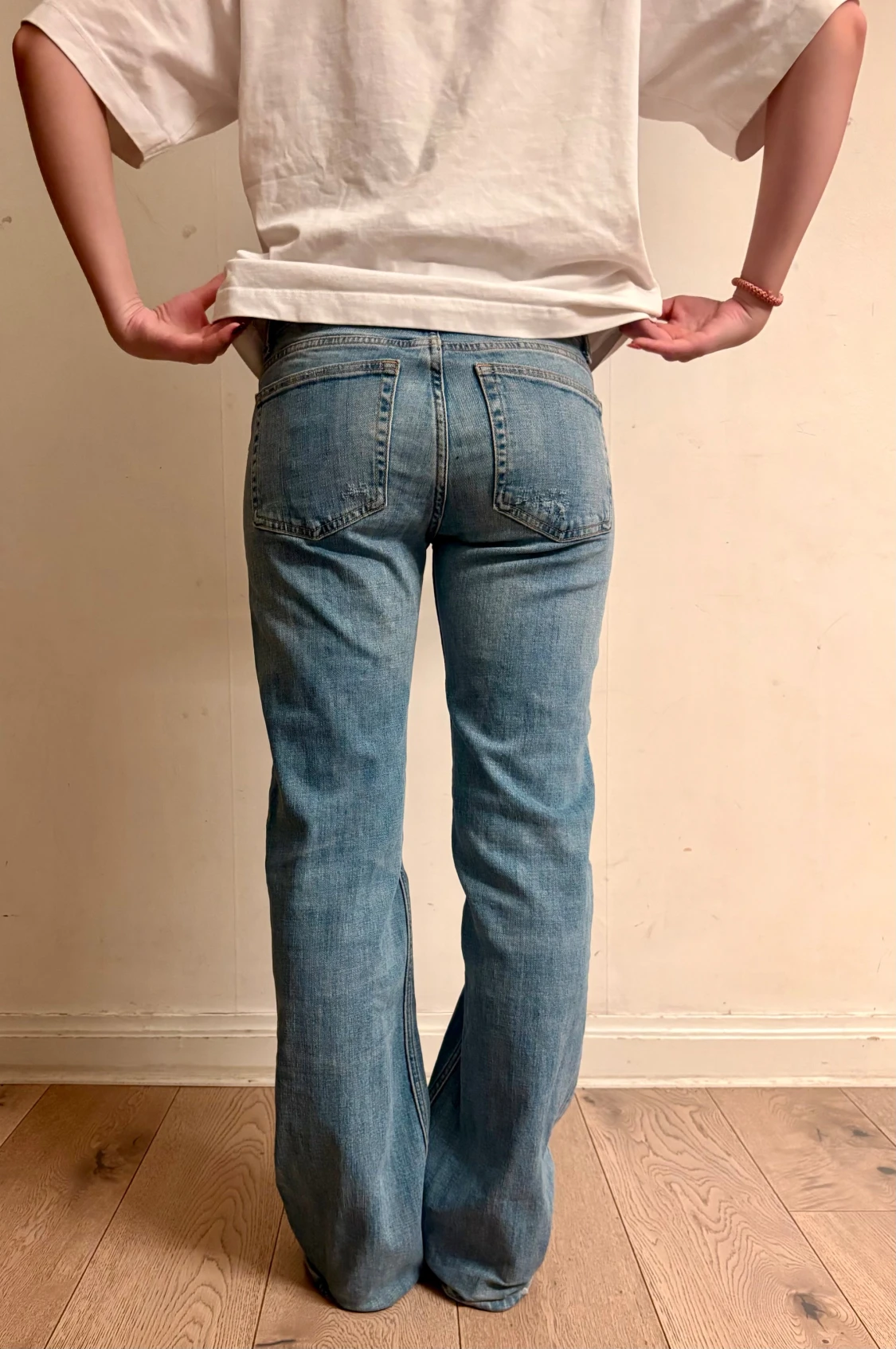 ljusblå bootcut/baggy jeans - 1