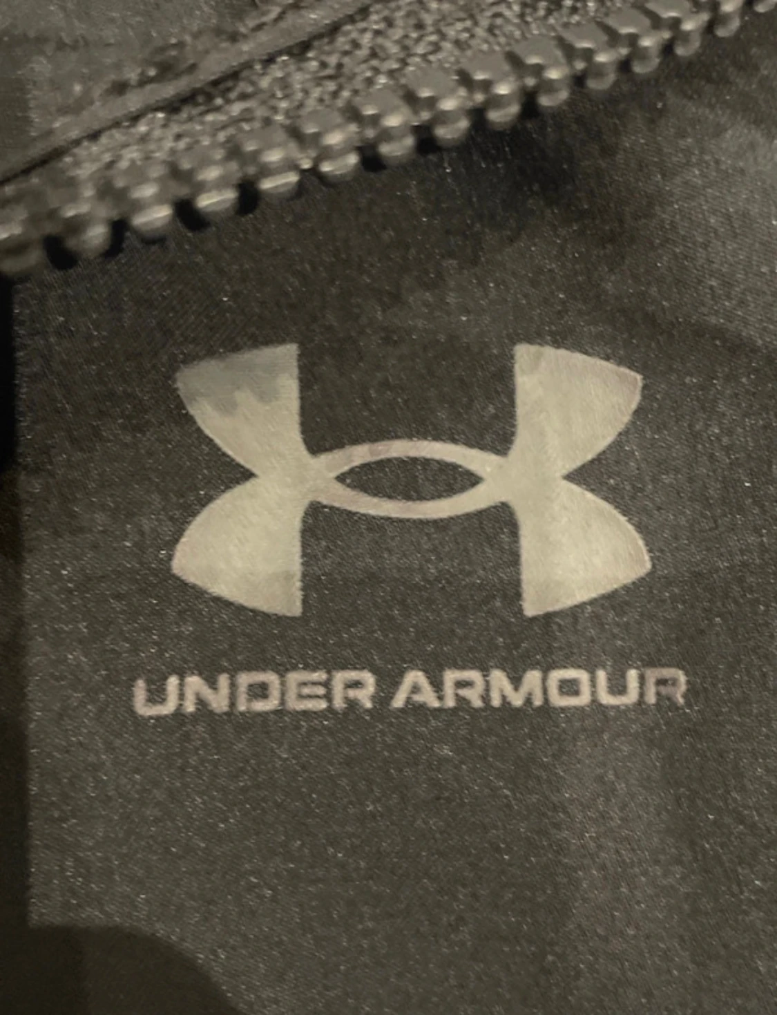 Svart vindjacka från Under Armour - 3