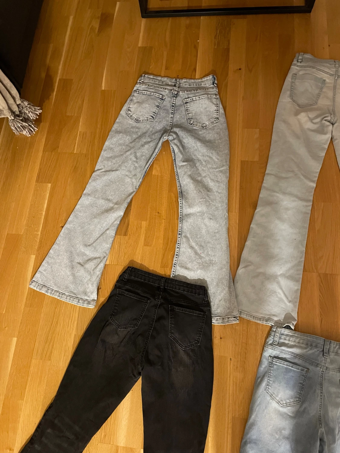 4 par väldigt fina byxor i stl S - 5