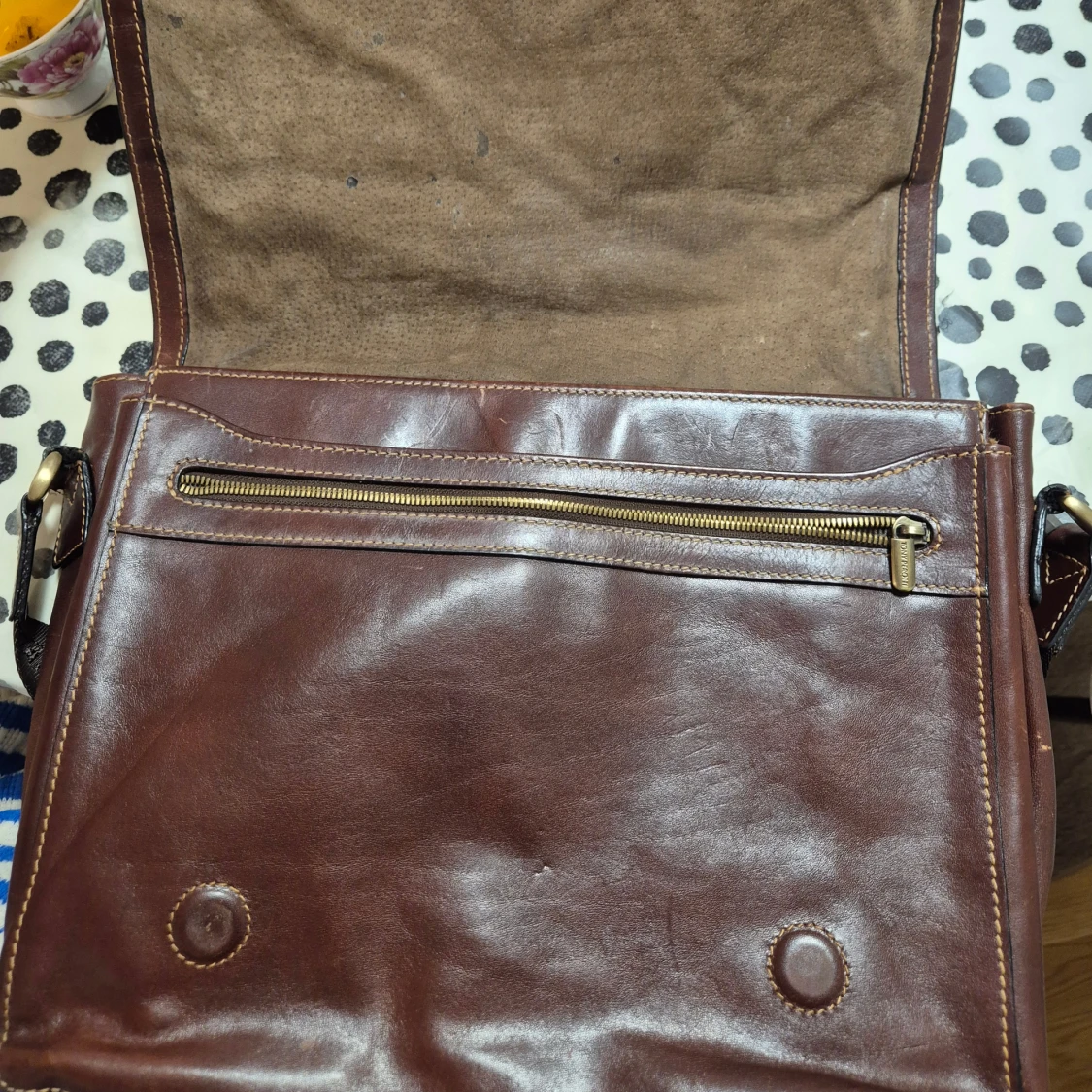 Brun portfölj från Tony Perotti - 1