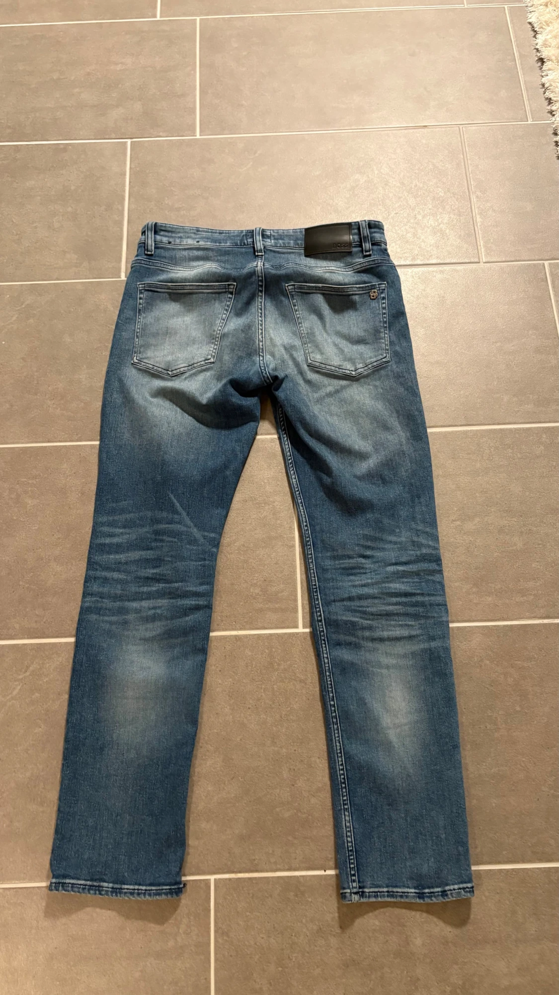 Blå jeans från BOSS, storlek 31 - 1