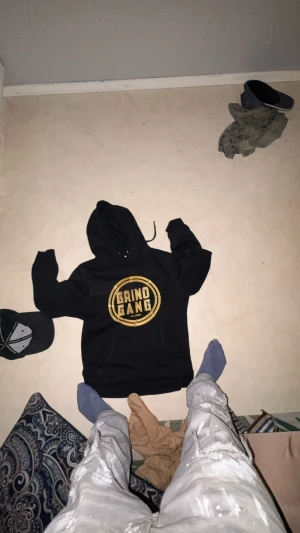 Gring gang  - En jätte fin hoodie gring gang säljs inte nå mer 