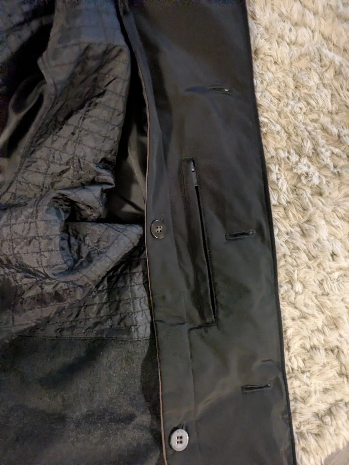 Svart rock från BOSS med knappar - 2