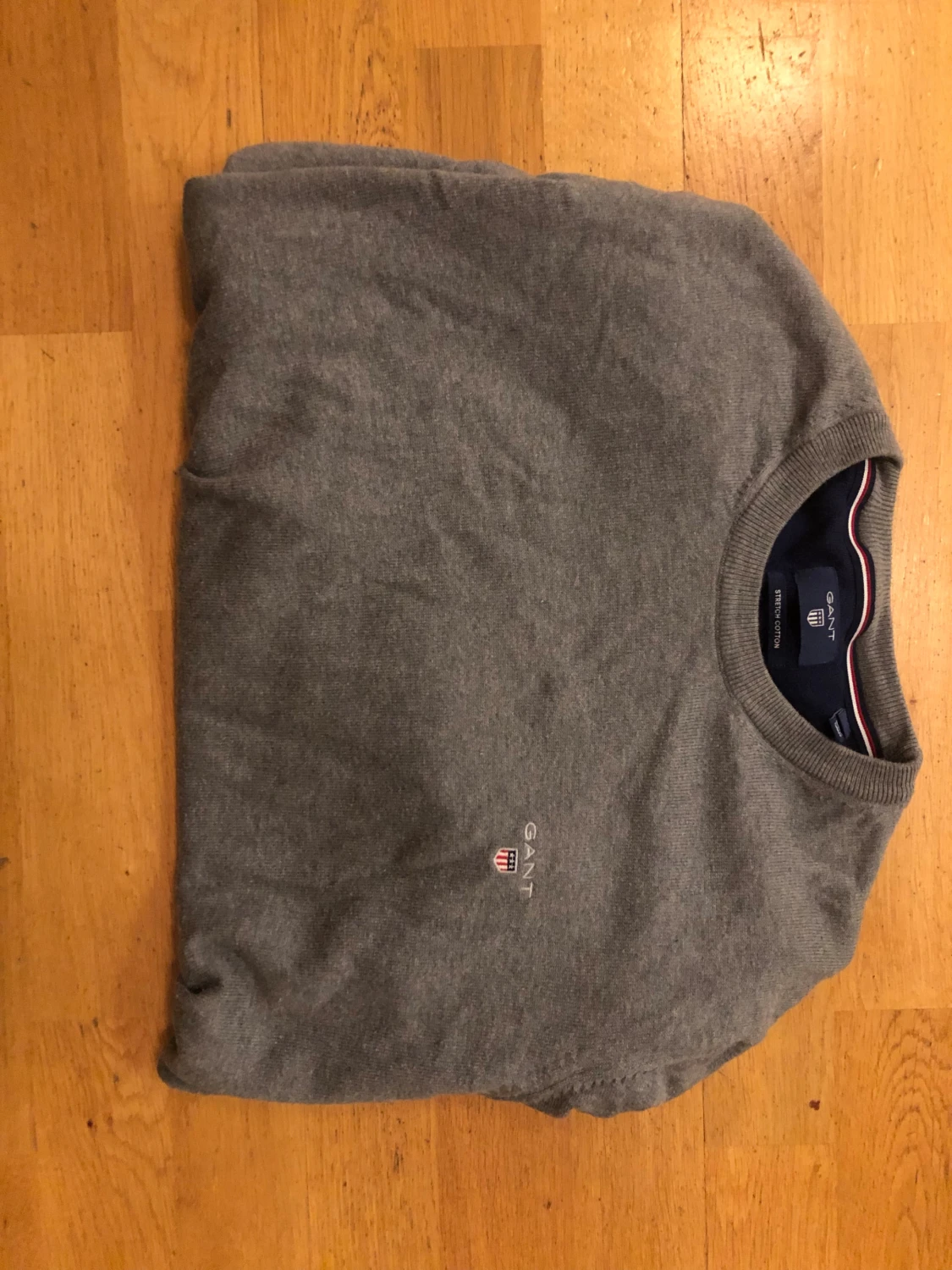 Grå bomullströja från GANT