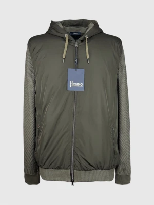 Herno Cardigan jacka - | Säljer en helt ny Herno Cardigan jacka. Jackan kommer med tags | Storlek: 50/Large. | Hör av dig vid frågor eller funderingar.