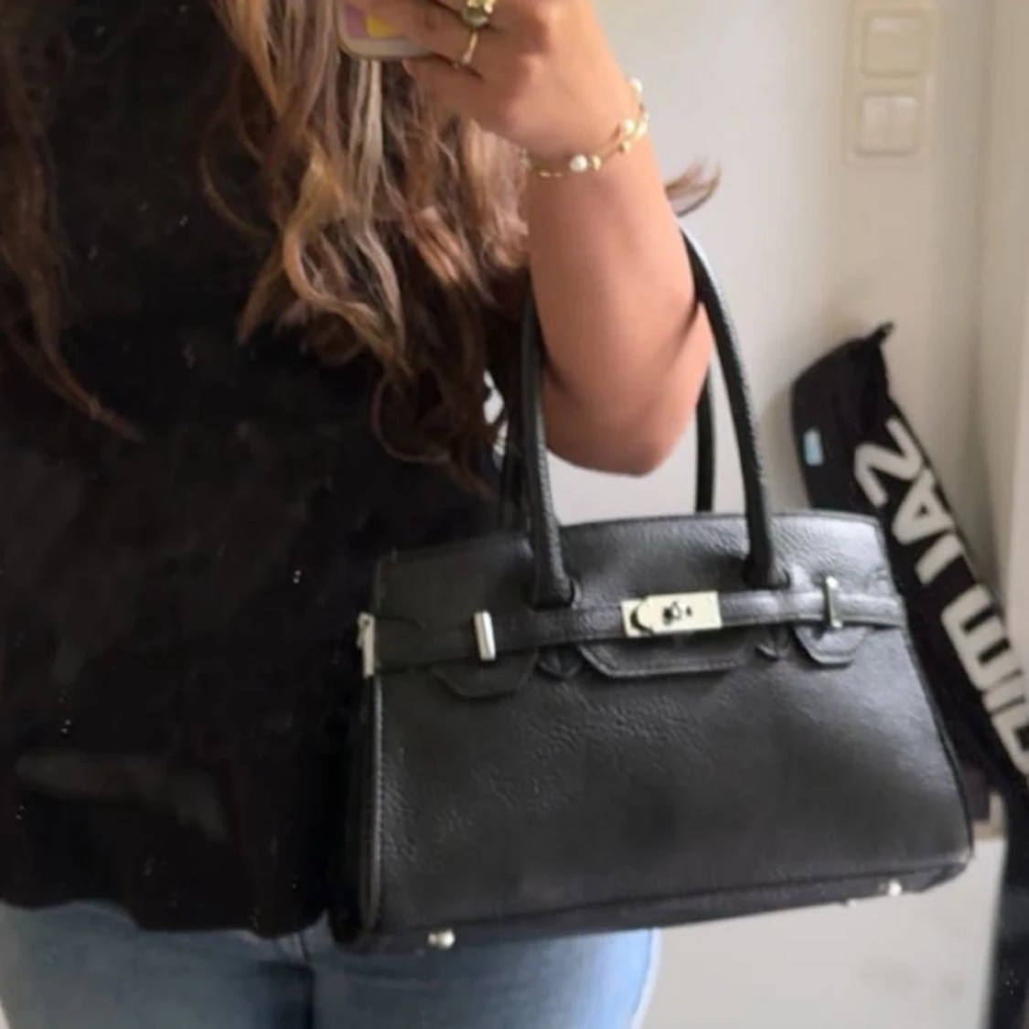 Svart handväska  - 1