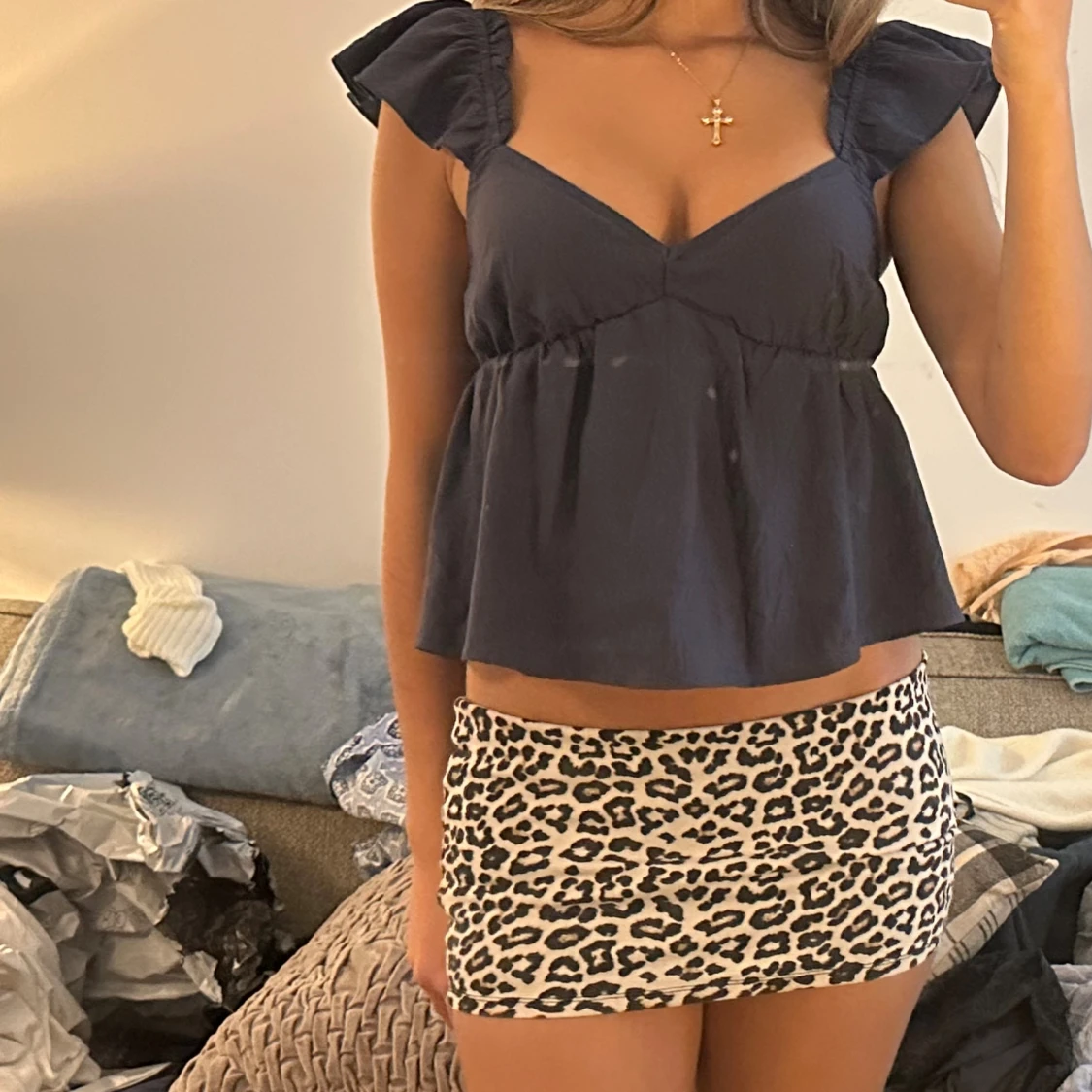 Leopardmönstrad kortkjol i beige och svart