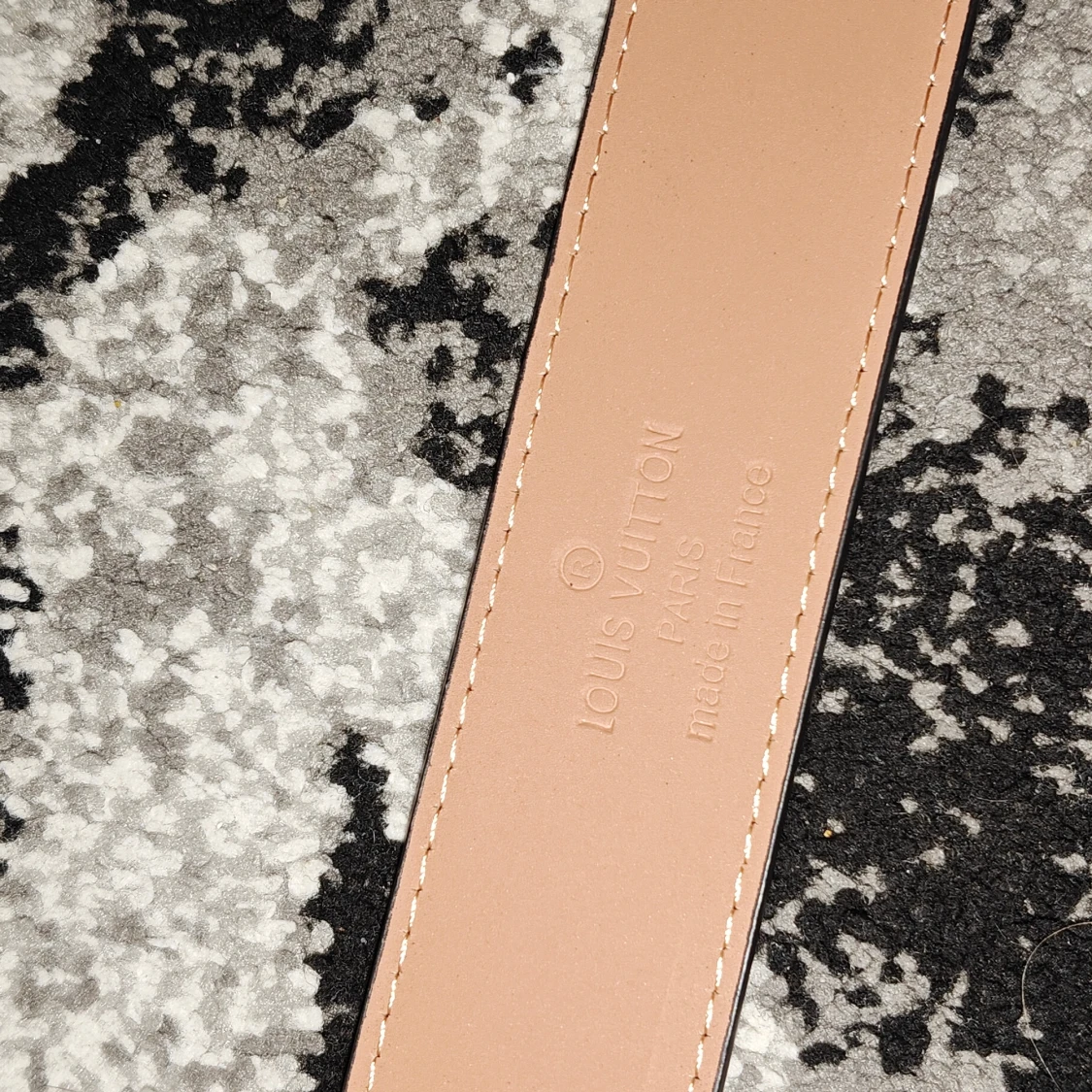 Fint svart bälte  - 3