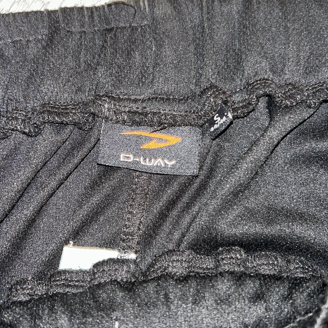 Svarta träningsshorts från D-Way - 2