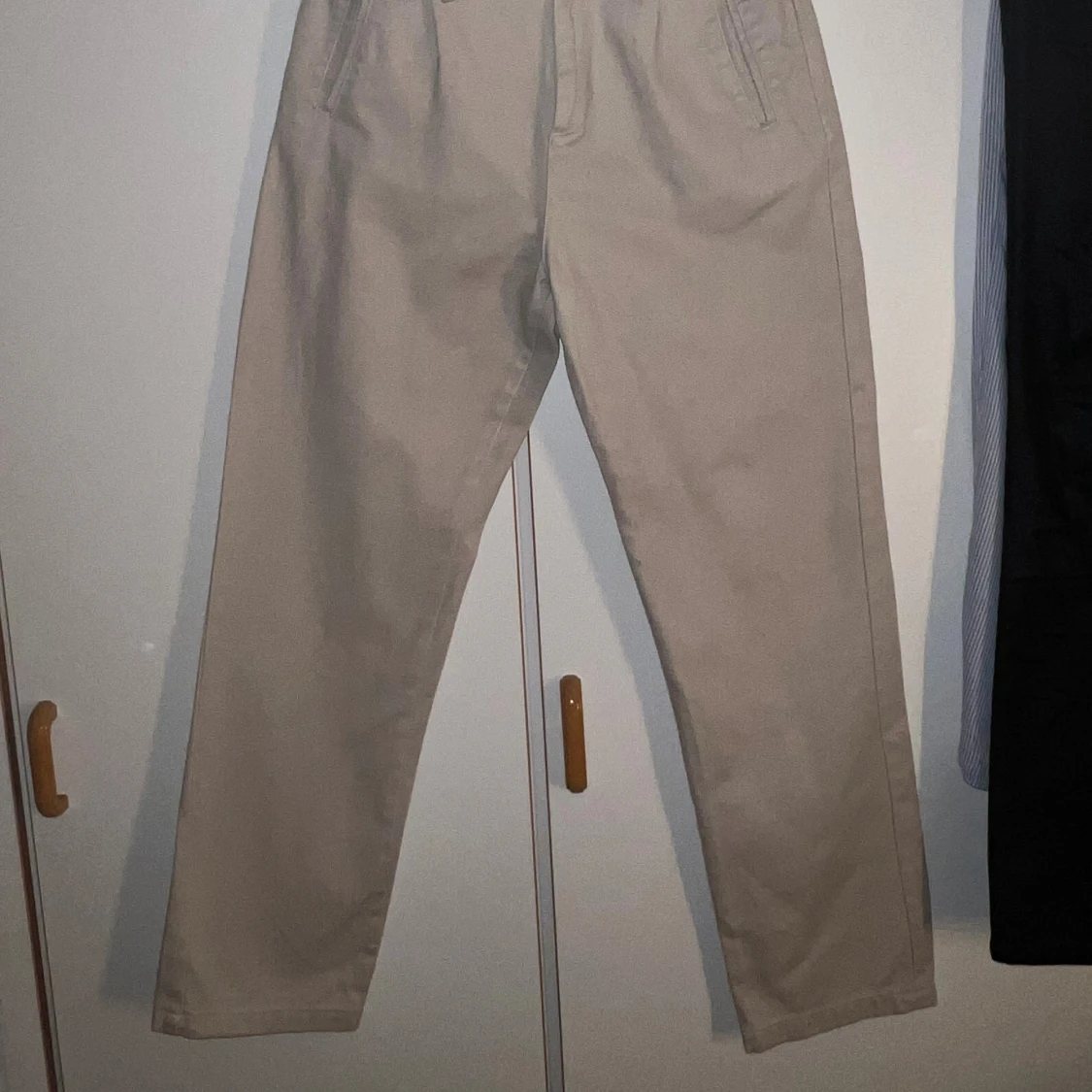 Beiga byxor med knyt från NLY Trend - 1