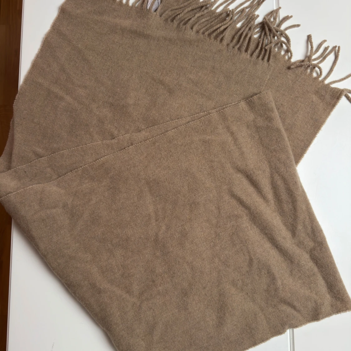 Filippa K halsduk  - 1